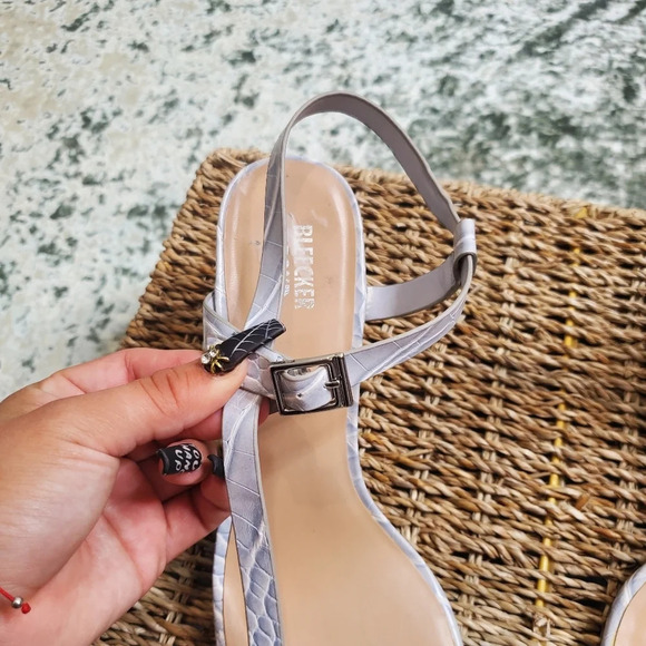 Bleecker & Bond Zagora Heels - Picture 2 of 6